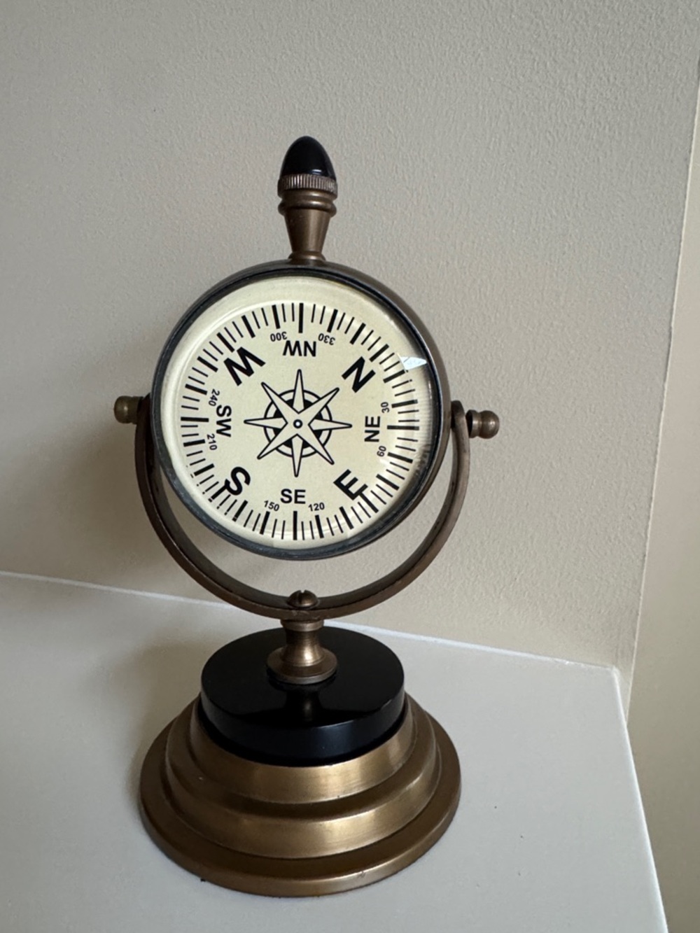 Antique Brass Table Clock - Picture 5 of 12